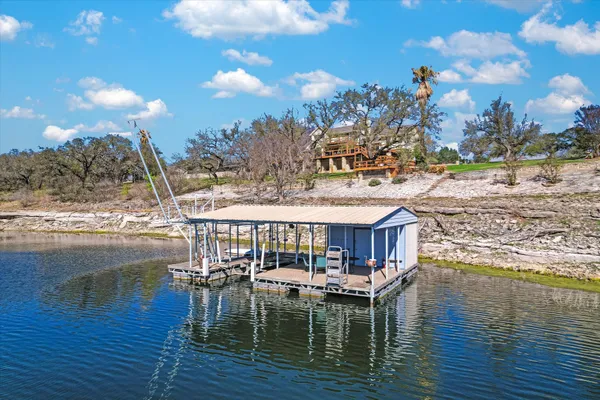 $1,355,000 | 23521 Flat Creek Drive, Marble Falls, TX 78654