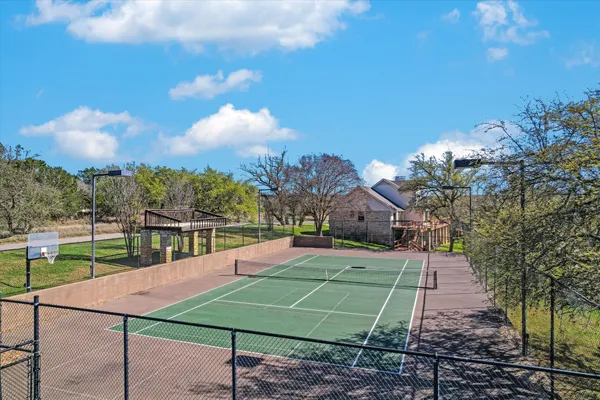$1,355,000 | 23521 Flat Creek Drive, Marble Falls, TX 78654