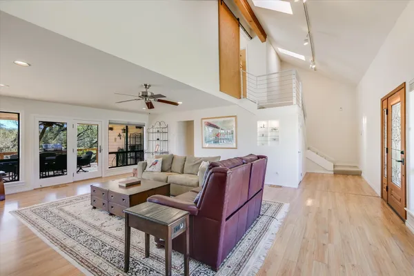 $1,355,000 | 23521 Flat Creek Drive, Marble Falls, TX 78654