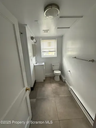 $1,550 | 35 Keystone Road, Unit 4 MAPLE, Gouldsboro, PA 18424