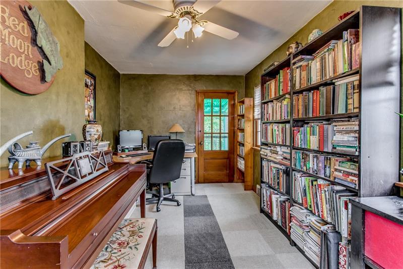 504 Friday Road Pittsburgh, PA 15209 - Photo 11 of 21 Gallery Image 11