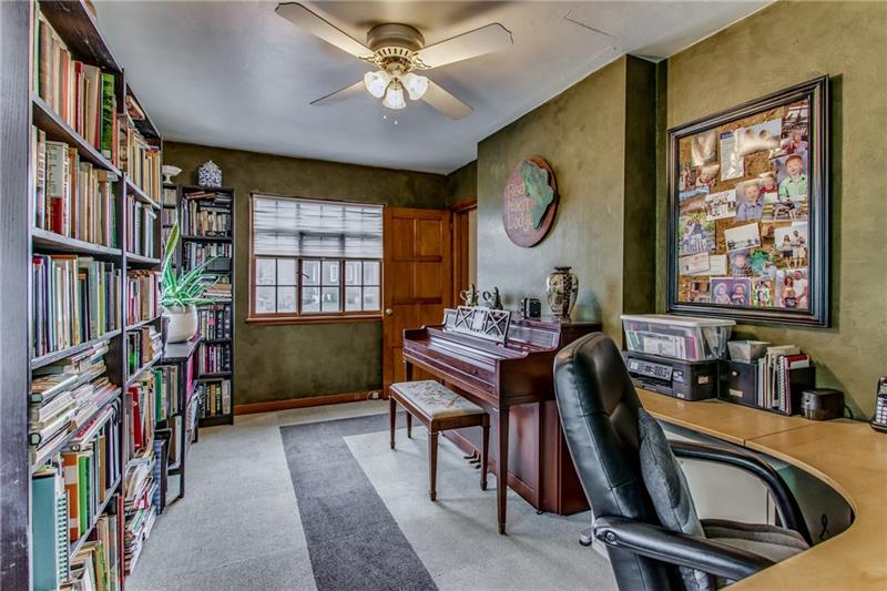 504 Friday Road Pittsburgh, PA 15209 - Photo 12 of 21 Gallery Image 12