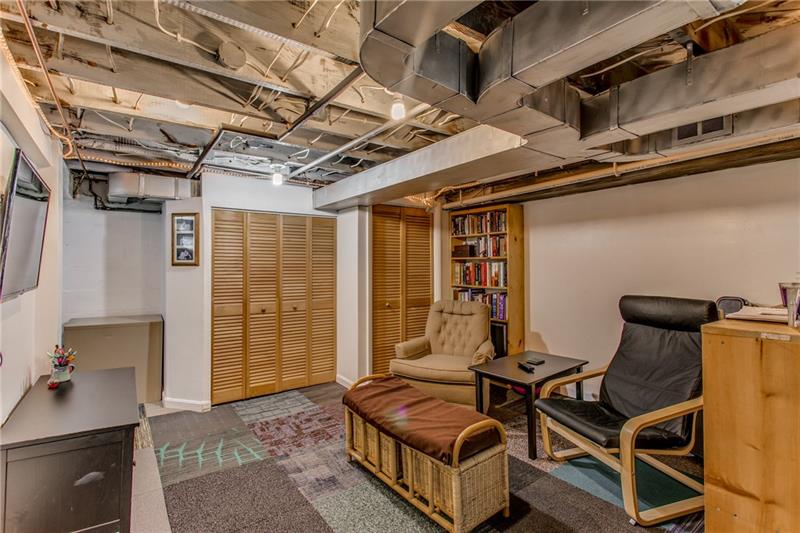 504 Friday Road Pittsburgh, PA 15209 - Photo 18 of 21 Gallery Image 18