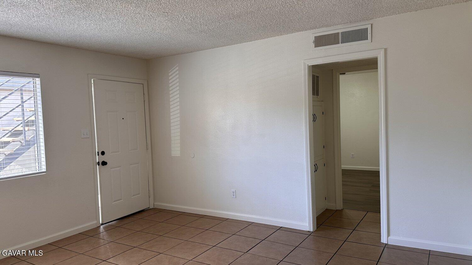 3901 Soranno Avenue, Unit C Bakersfield, CA 93309 - Photo 10 of 11