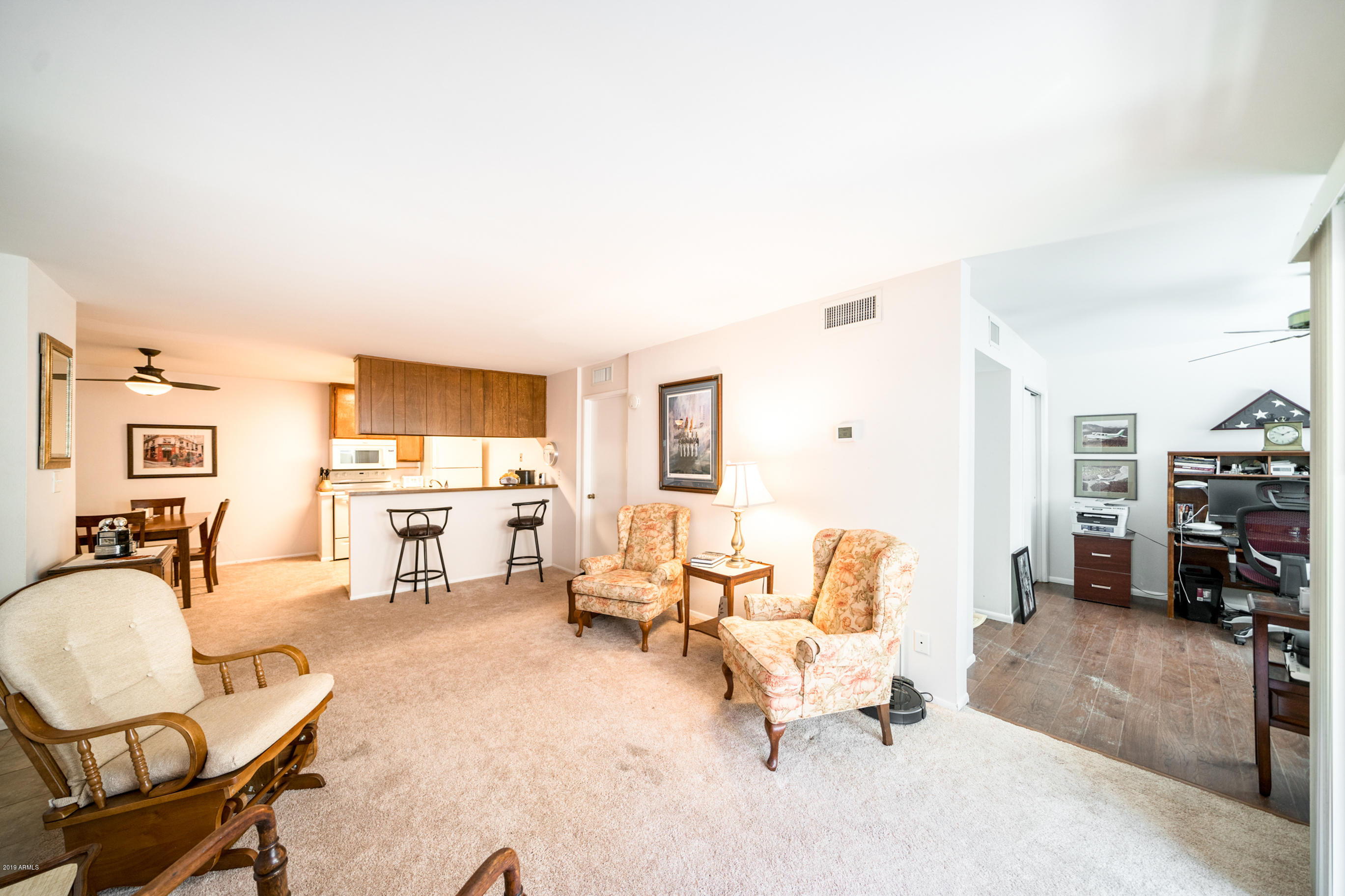 5525 East Thomas Road, Unit B6 Phoenix, AZ 85018 - Photo 9 of 21 DSC09951