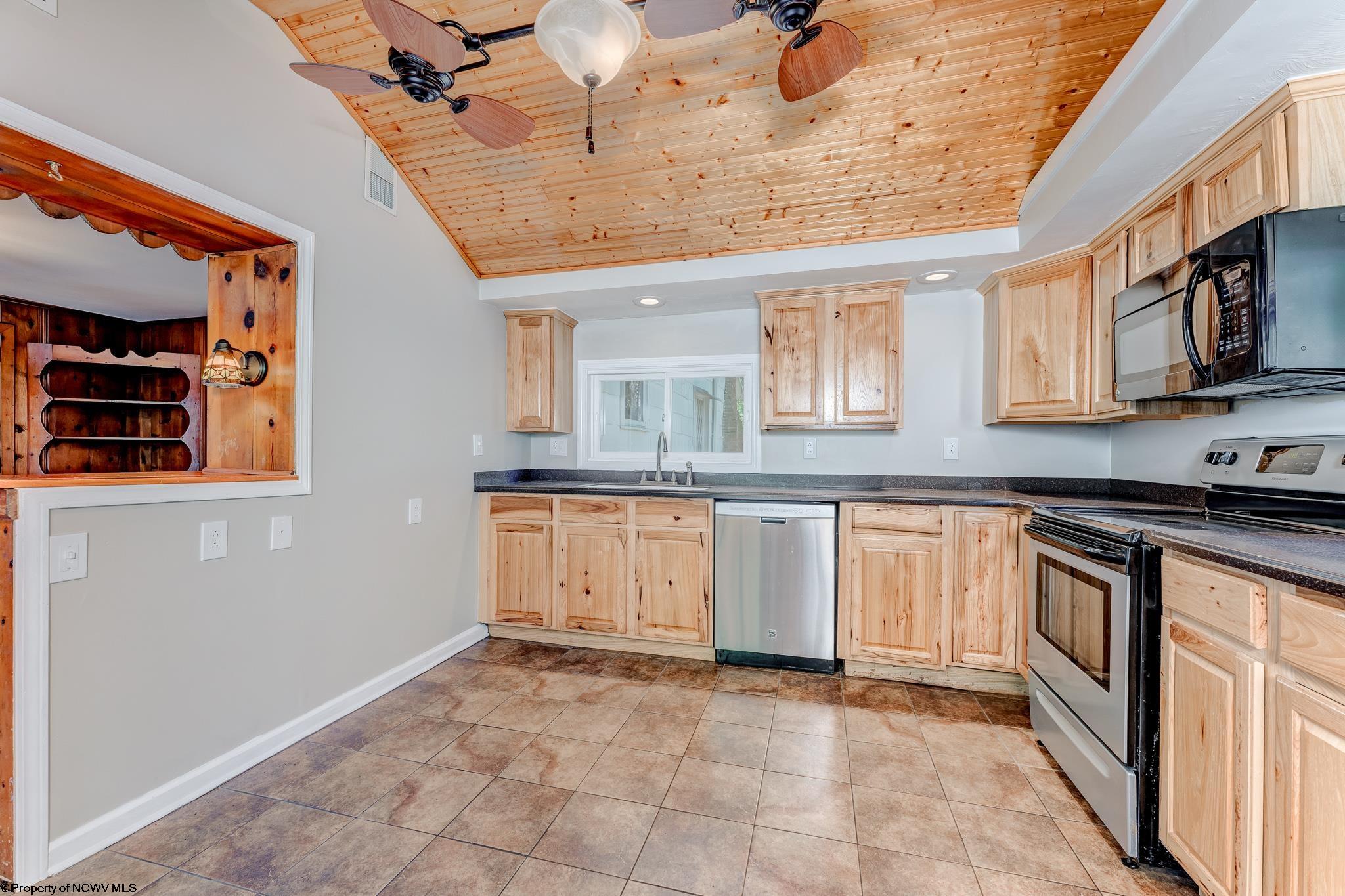 641 Rockley Road Morgantown, WV 26508 - Photo 10 of 25 Gallery Image 10