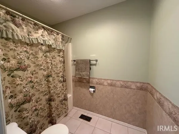 $235,000 | 3919 South Laurel Court, Bloomington, IN 47401