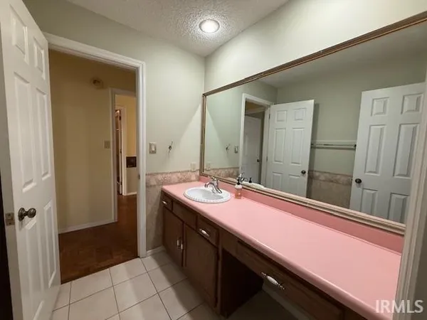 $235,000 | 3919 South Laurel Court, Bloomington, IN 47401