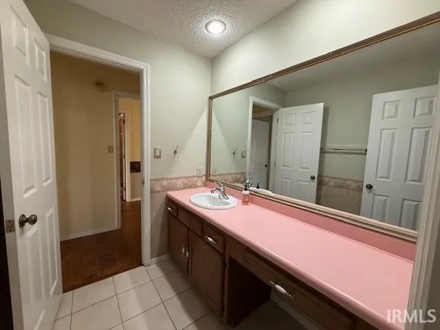 $259,500 | 3919 South Laurel Court, Bloomington, IN 47401