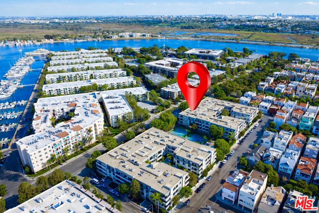 5100 Vía Dolce, Unit 305 Marina del Rey, CA 90292 - Photo 18 of 54