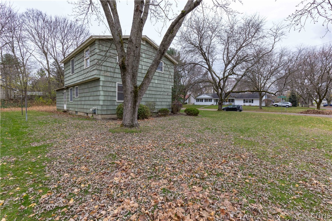 101 Longmeadow Circle Syracuse, NY 13205 - Photo 12 of 12