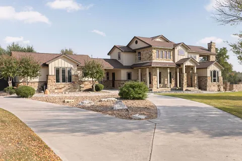 $1,285,000 | 309 Hacienda Place, Dripping Springs, TX 78620