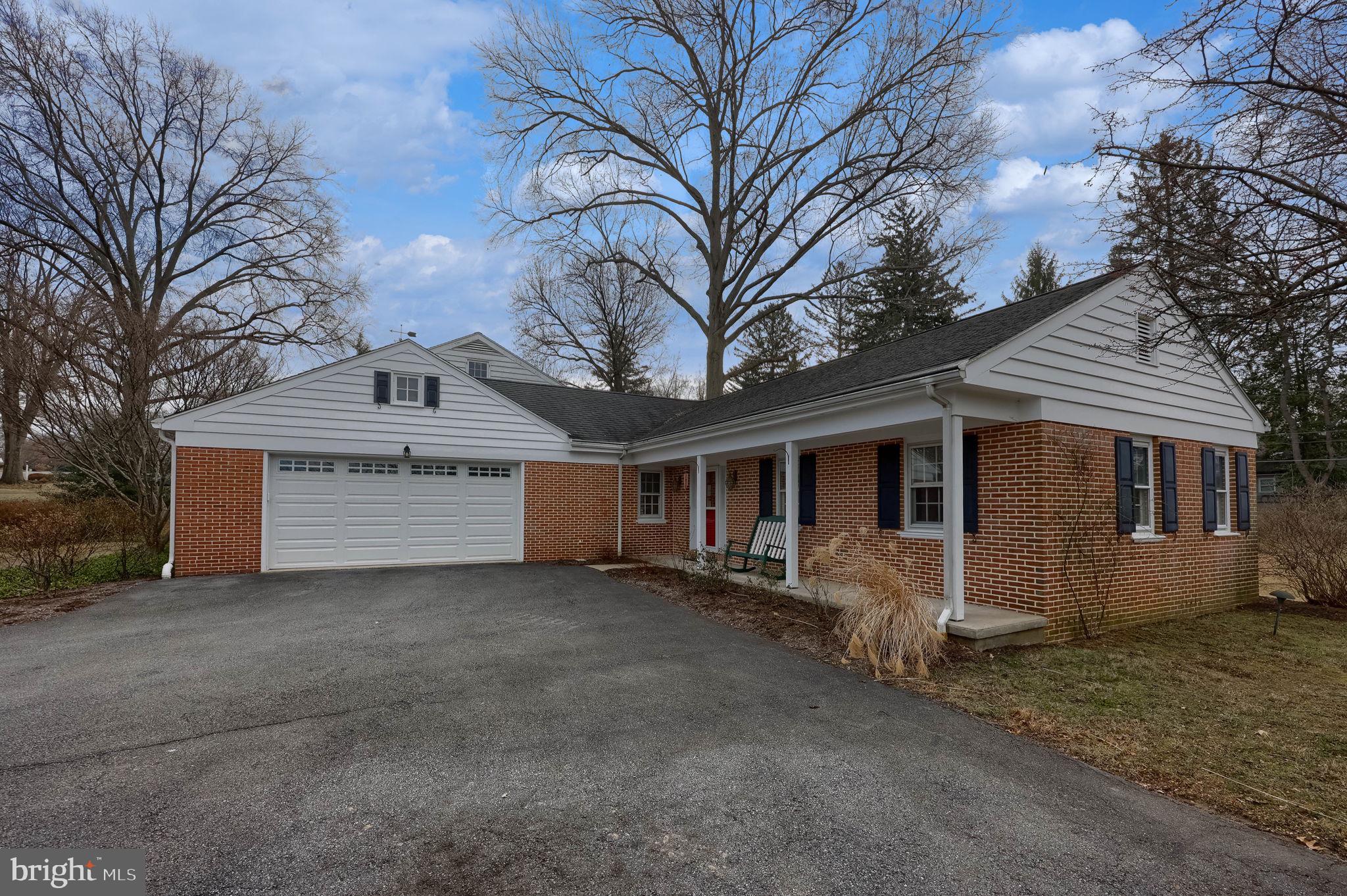 1428 Center Road Lancaster, PA 17603 - Photo 5 of 64