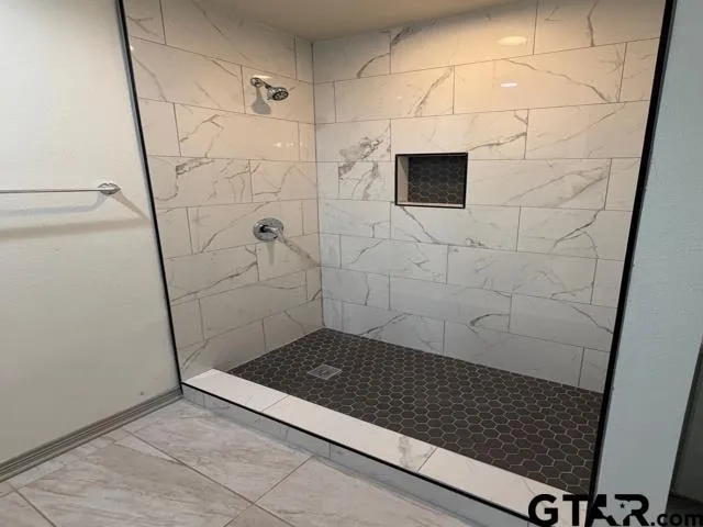 $1,900 | 15164 County Road 178, Tyler, TX 75703