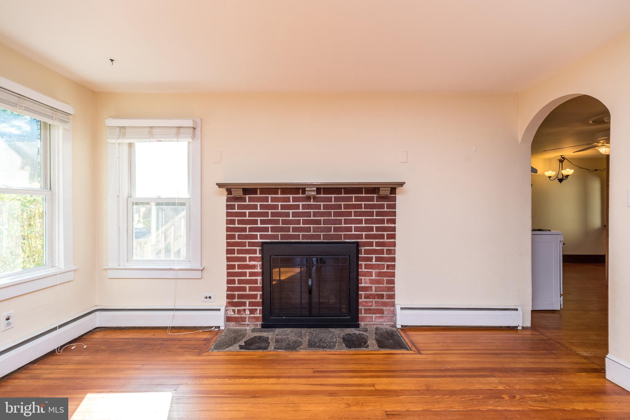 1425 River Road New Hope, PA 18938 - Photo 6 of 79 Wood burning fireplace