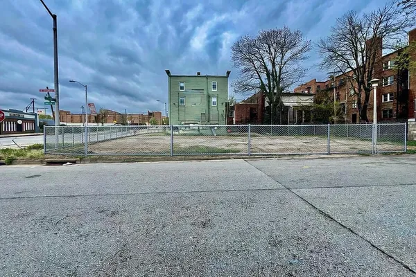 $130,900 | 2100 Denison Street, Baltimore, MD 21216