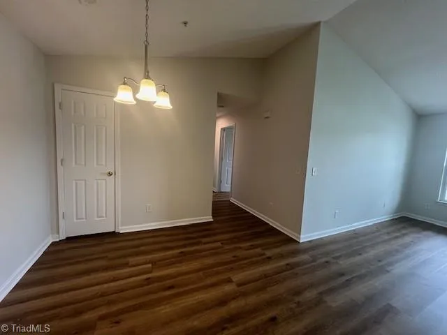 $1,200 | 905 Hanahan Court, Unit 3D, Greensboro, NC 27409