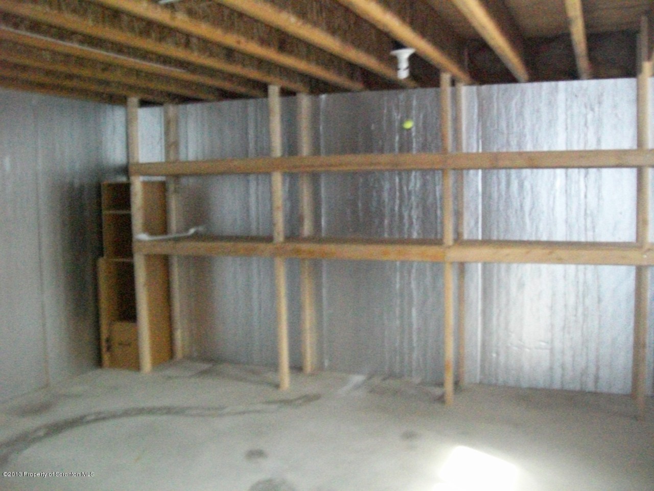 90 Daniels Road Hawley, PA 18428 - Photo 18 of 46 Gallery Image 18