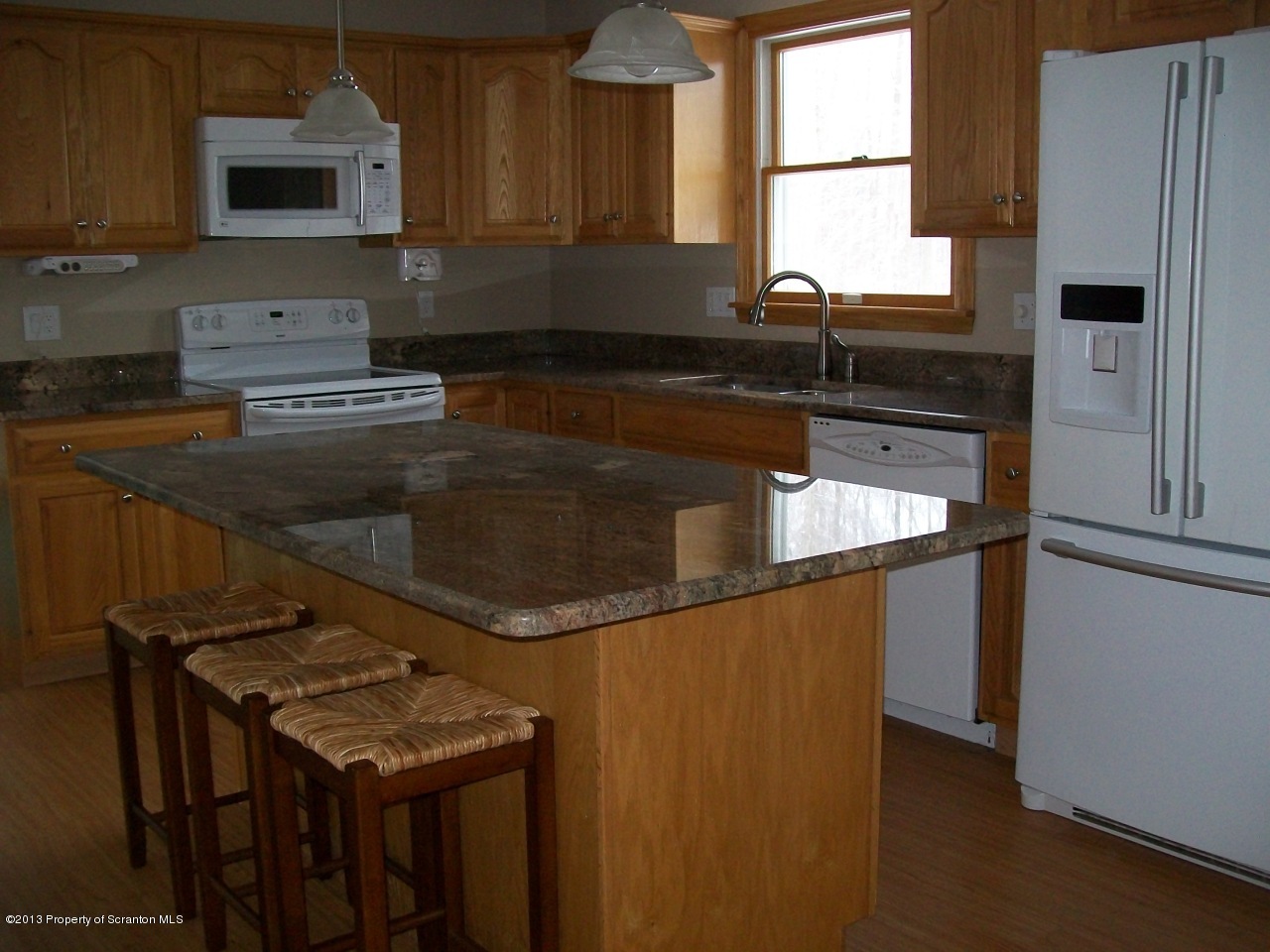 90 Daniels Road Hawley, PA 18428 - Photo 2 of 46 Gallery Image 2