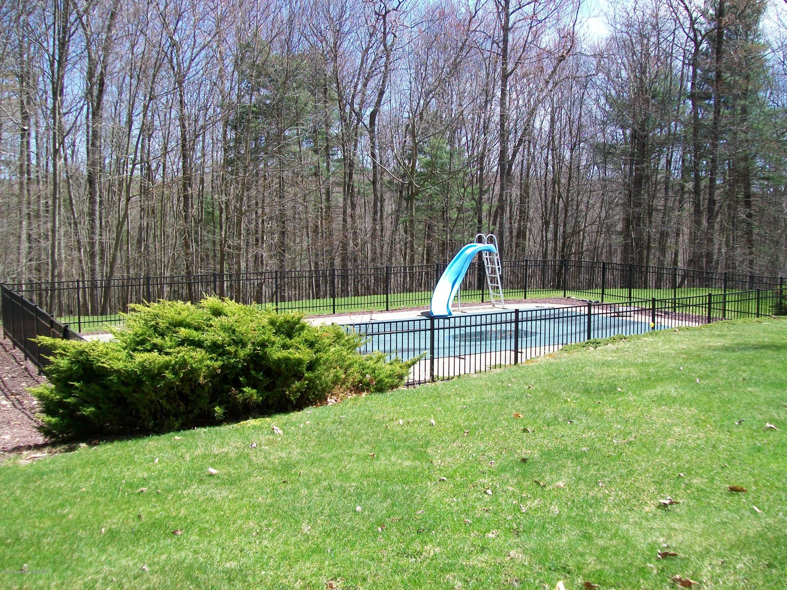 90 Daniels Road Hawley, PA 18428 - Photo 28 of 46 Gallery Image 28