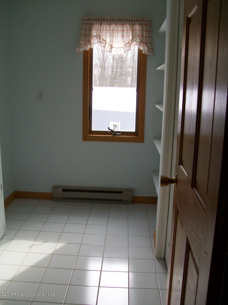 90 Daniels Road Hawley, PA 18428 - Photo 40 of 46 Gallery Image 40