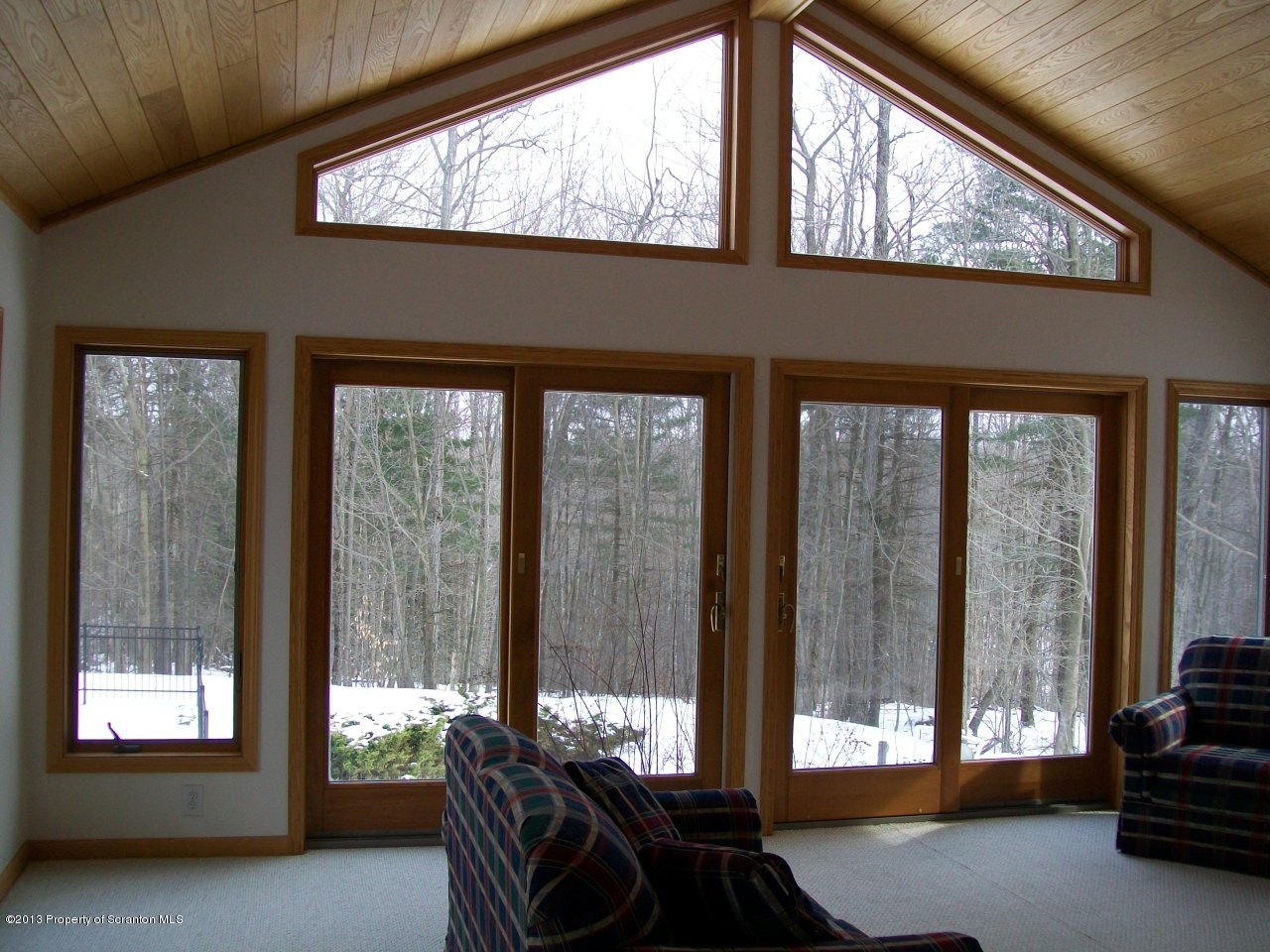 90 Daniels Road Hawley, PA 18428 - Photo 6 of 46 Gallery Image 6