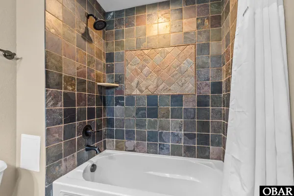 $1,095,000 | 1319 North Virginia Dare Trail, Unit 2R, Kill Devil Hills, NC 27948