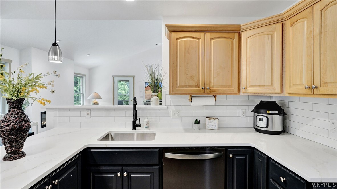 9060 Zimmerman Road Boston, NY 14025 - Photo 17 of 48