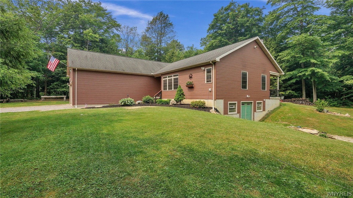 9060 Zimmerman Road Boston, NY 14025 - Photo 2 of 48