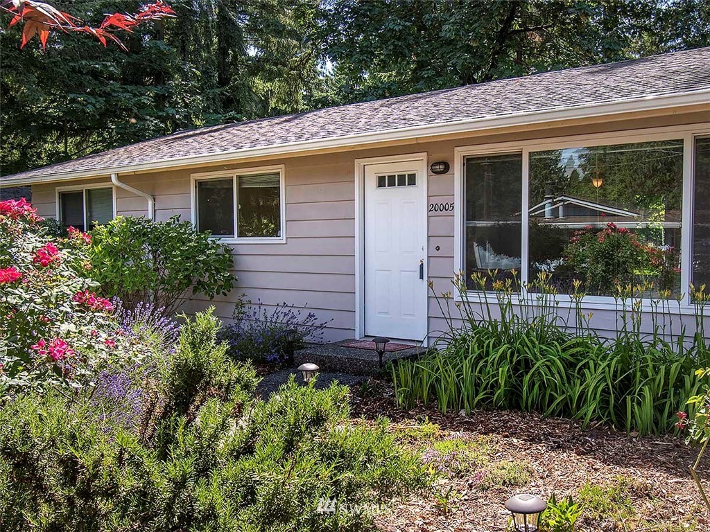 20005 95th Place Northeast Bothell, WA 98011 - Photo 2 of 20