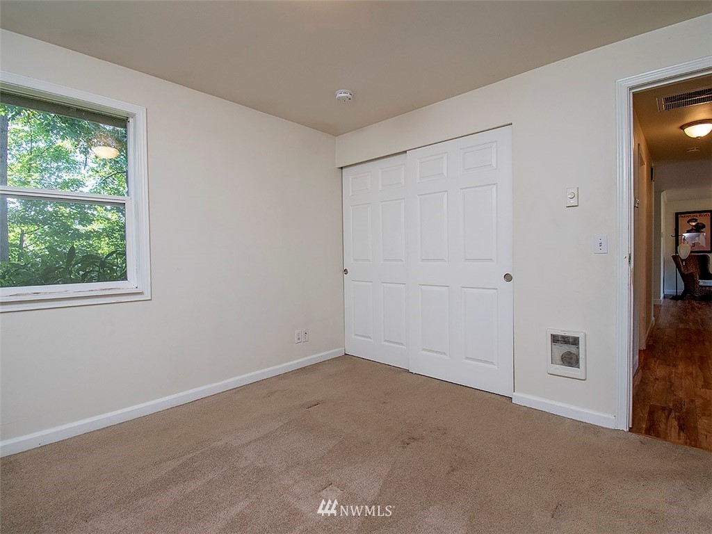 20005 95th Place Northeast Bothell, WA 98011 - Photo 12 of 20