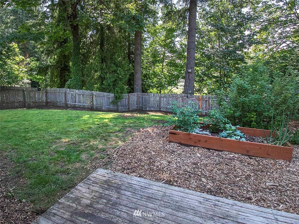 20005 95th Place Northeast Bothell, WA 98011 - Photo 17 of 20