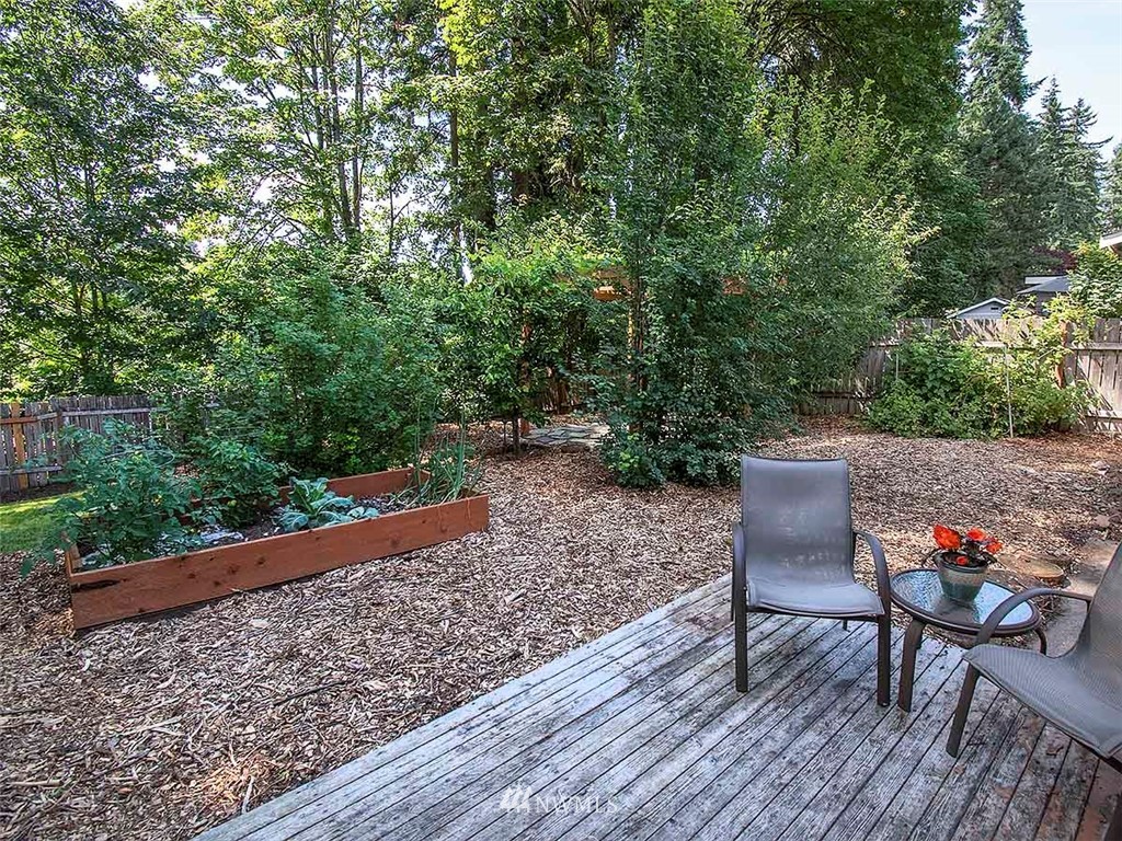 20005 95th Place Northeast Bothell, WA 98011 - Photo 18 of 20