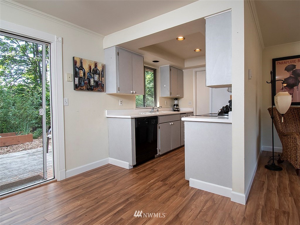 20005 95th Place Northeast Bothell, WA 98011 - Photo 8 of 20