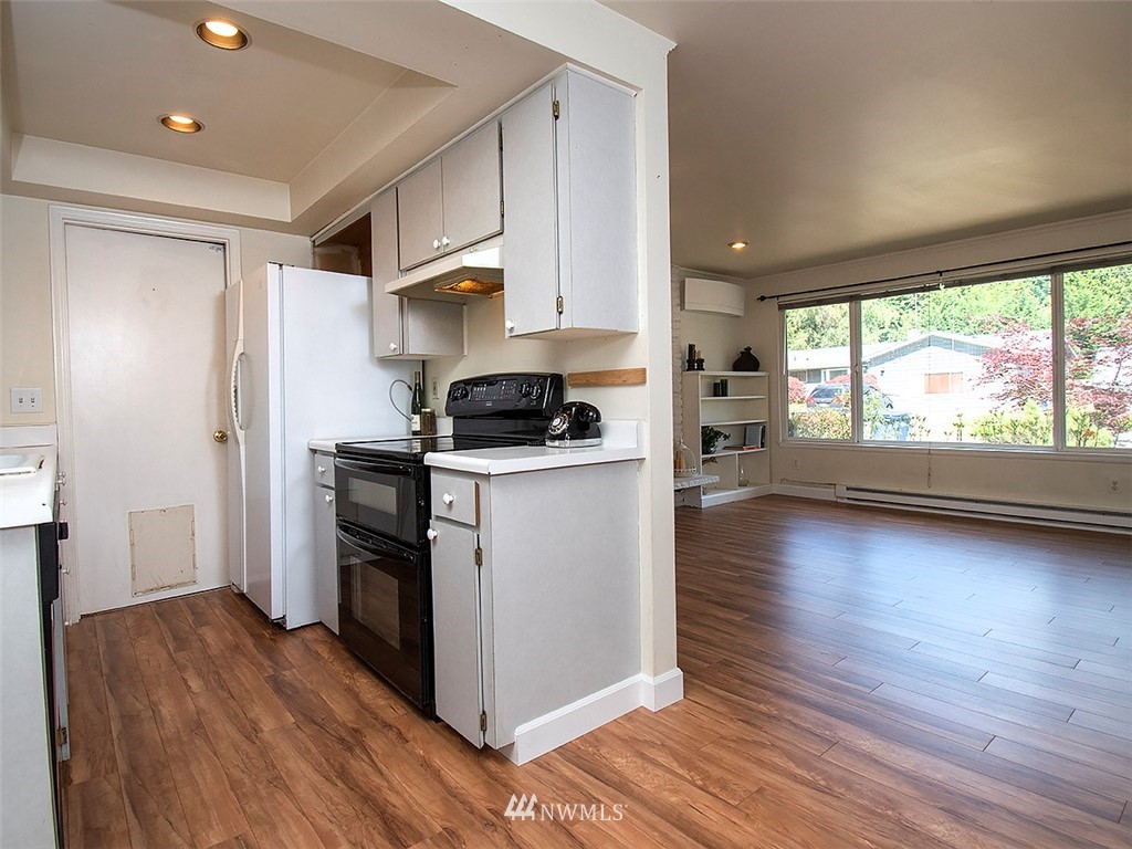 20005 95th Place Northeast Bothell, WA 98011 - Photo 9 of 20