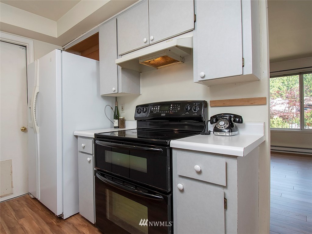 20005 95th Place Northeast Bothell, WA 98011 - Photo 10 of 20