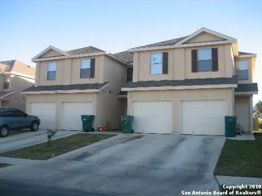 $1,295 | 10610 Mathom Landing, Unit 2, Universal City, TX 78148