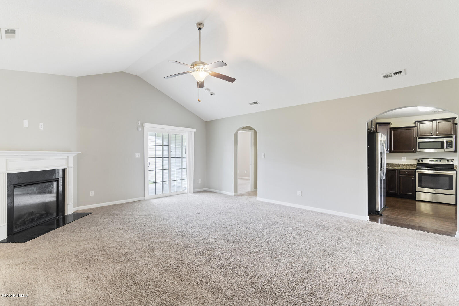 328 Merin Height Road Jacksonville, NC 28546 - Photo 14 of 32 13_DSC03578_mls