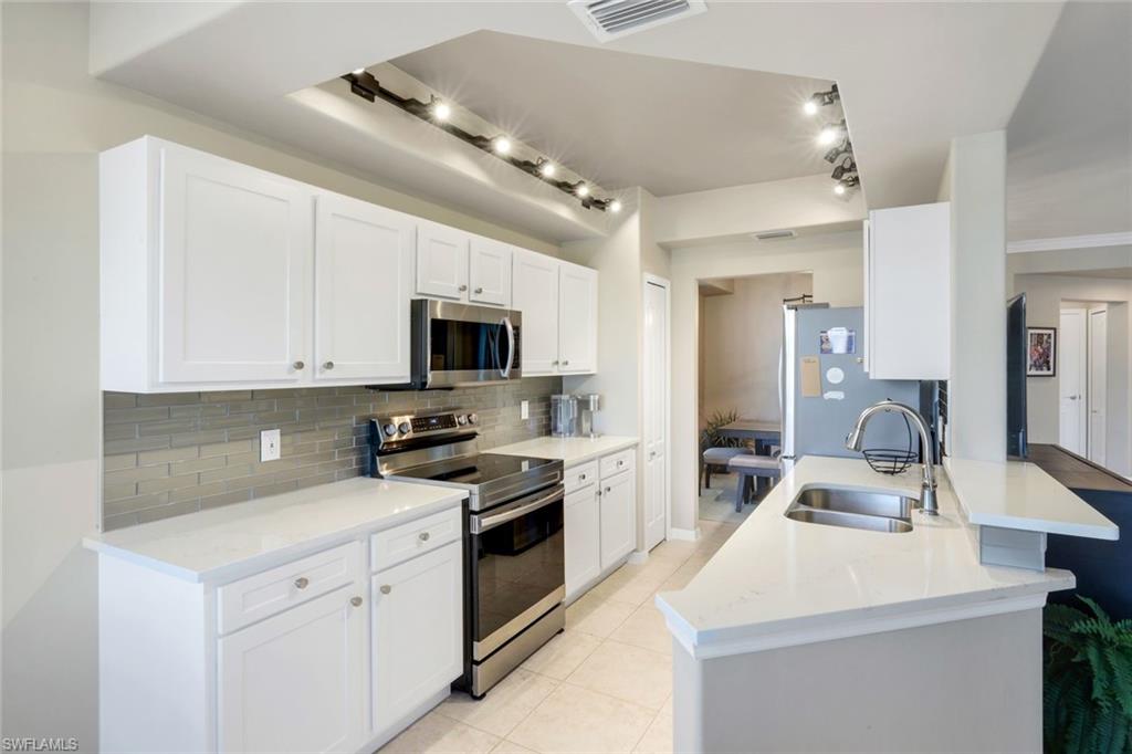 9820 Spring Run Boulevard, Unit 3502 Estero, FL 34135 - Photo 11 of 47