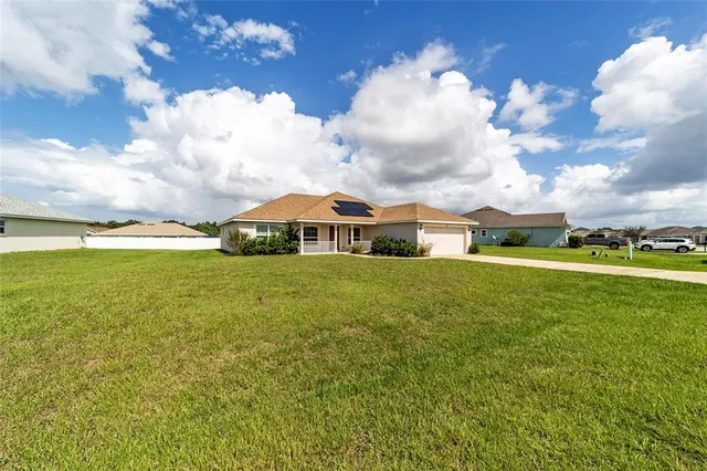 $329,900 | 9197 Southeast 49th Avenue Road, Ocala, FL 34480