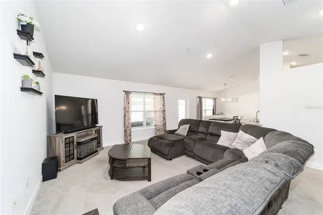 $329,900 | 9197 Southeast 49th Avenue Road, Ocala, FL 34480