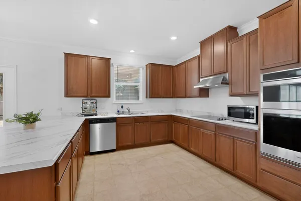 $2,300 | 712 Madalin Rue Court, Leander, TX 78641