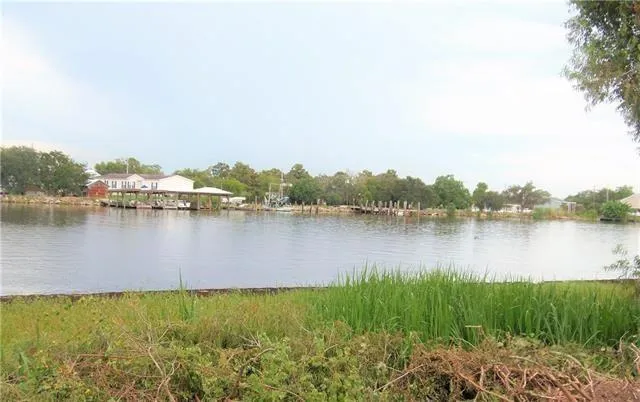 $104,000 | Lot 3 Privateer Boulevard, Barataria, LA 70036