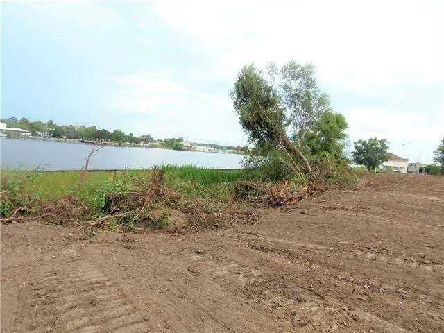 $104,000 | Lot 3 Privateer Boulevard, Barataria, LA 70036