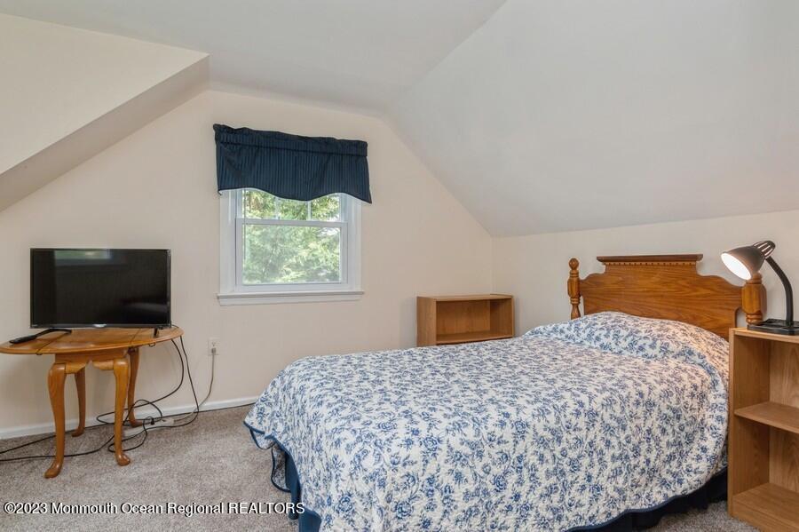 34 Overhill Road Matawan, NJ 07747 - Photo 16 of 24 15_34OverhillRoad_154_3rdBedroom_LowRes
