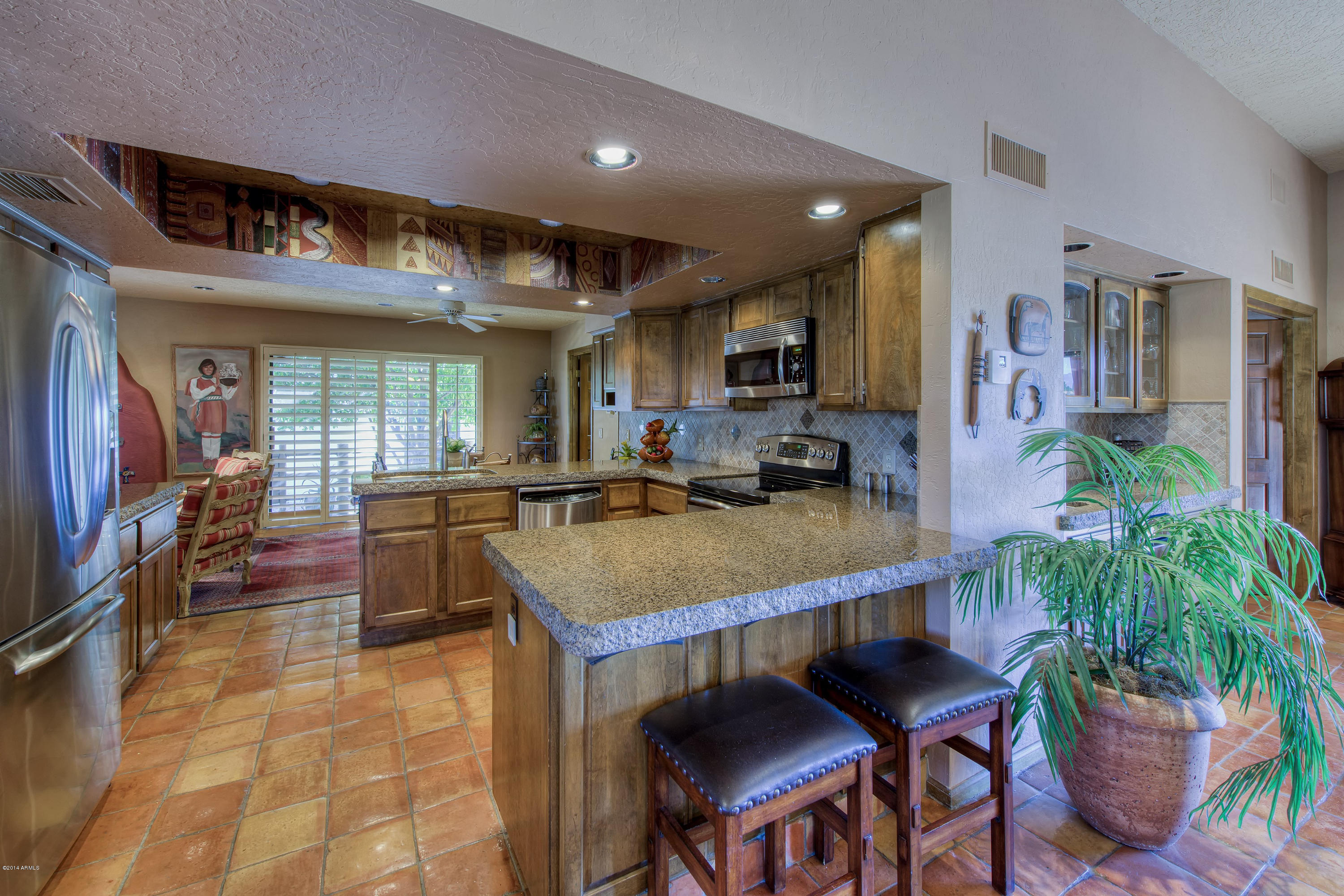 25850 North Lago Lane Rio Verde, AZ 85263 - Photo 13 of 41 013_Breakfast Bar & Kitchen
