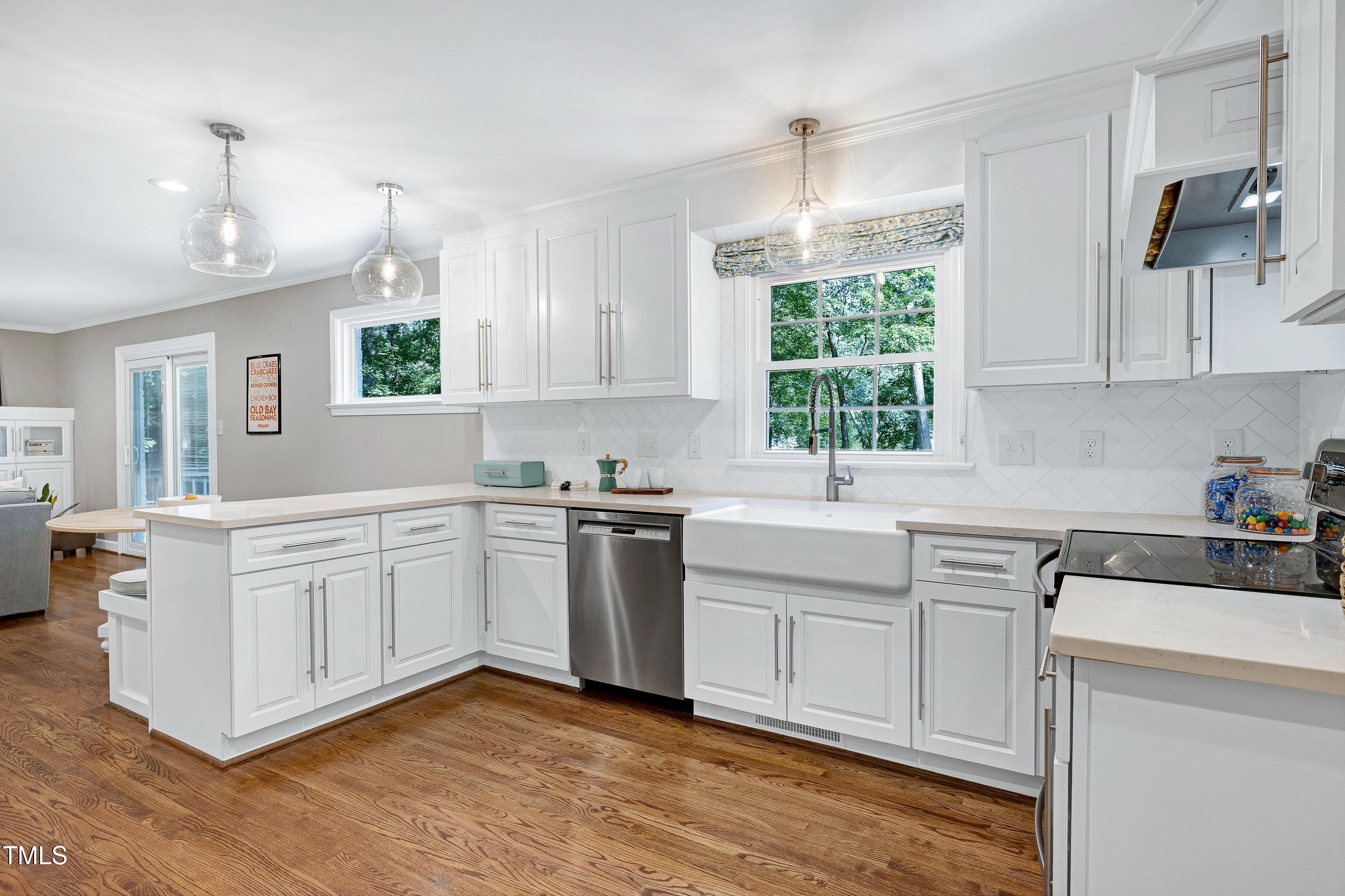 918 Collins Drive Raleigh, NC 27609 - Photo 20 of 72 _B5A4856-3000