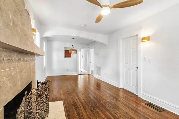 $2,500 | 416 South L Street, Unit 416, Lake Worth, FL 33460