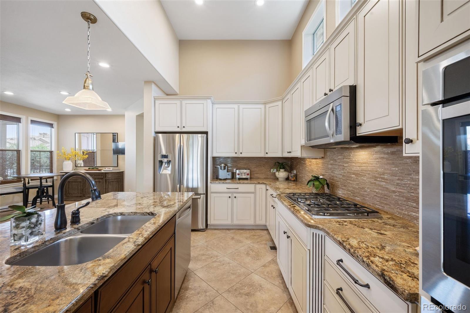 9567 Firenze Way Highlands Ranch, CO 80126 - Photo 9 of 42 Gallery Image 9