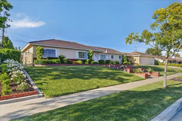 $1,549,000 | 1521 Melody Lane, Fullerton, CA 92831